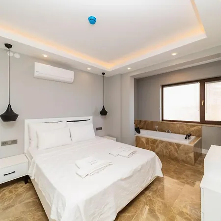Fully Furnished Flat With Sea View In Antalya 아파트 카스